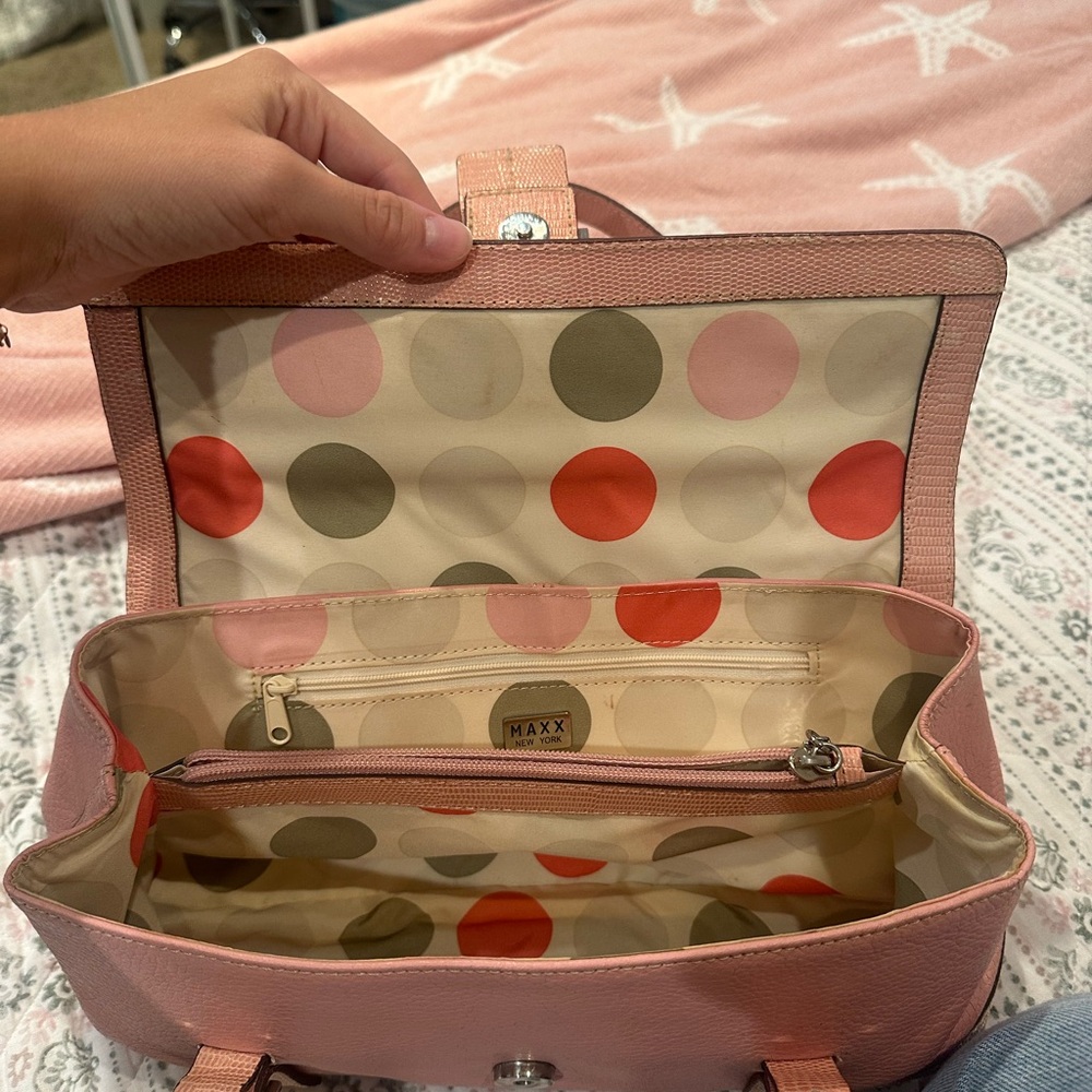 Maxx New York Pink Shoulder Bag with Buckle Detail - Picture 4 of 8